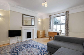 Charming 2 bedroom central London family home